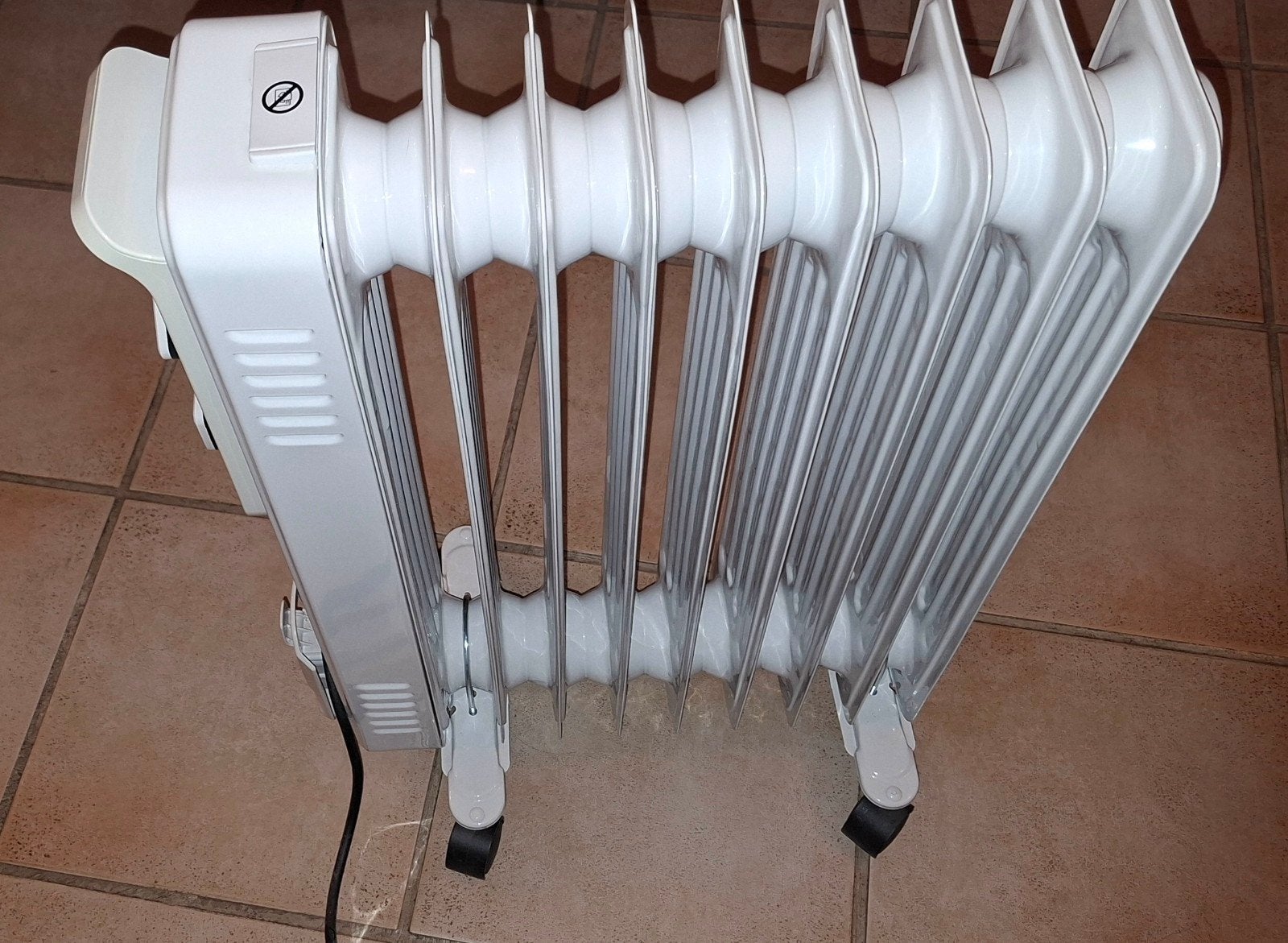 Radiateur bain d'huile 2000W SENCYS comme neuf, Enlèvement, Radiateur