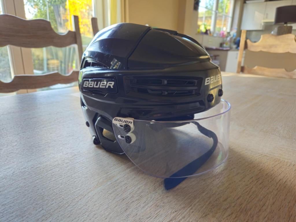 Ijshockey helm Bauer, Sport en Fitness, IJshockey, Ophalen, Zo goed als nieuw, Bescherming