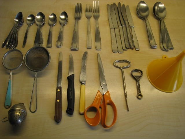 Set de couverts de cuisine, 43 pièces : couverts + ciseaux e, Enlèvement