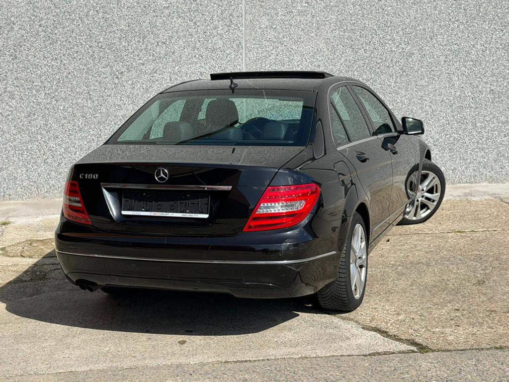 Mercedes-Benz C180 CGI essence Toit ouvrant/ garantie/auto, Autos, Achat, Euro 6, Entreprise, 5 portes