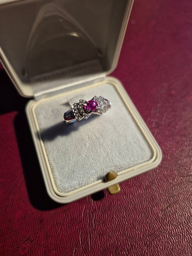 Gouden ring, Enlèvement ou Envoi, Comme neuf, Avec pierre précieuse