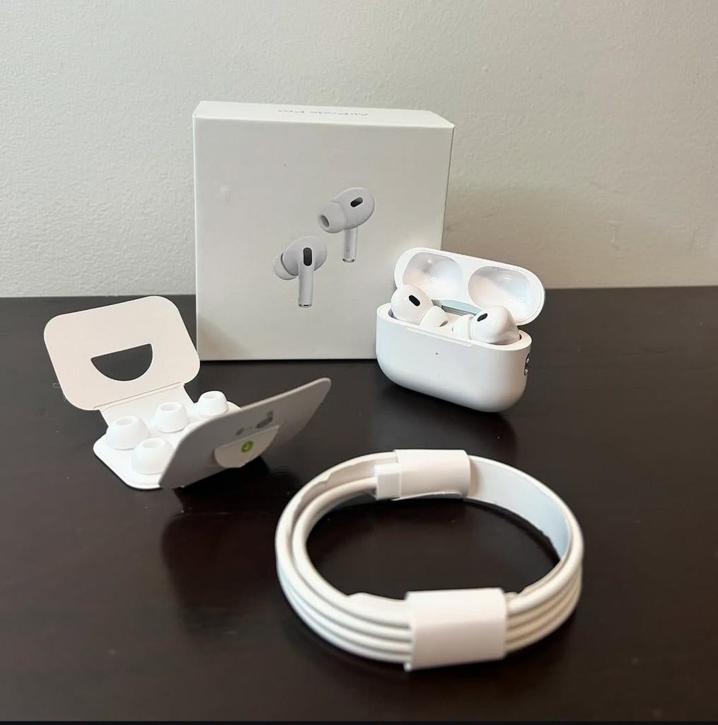 Airpods pro 2 nieuw (met alle accessoires), Ophalen of Verzenden