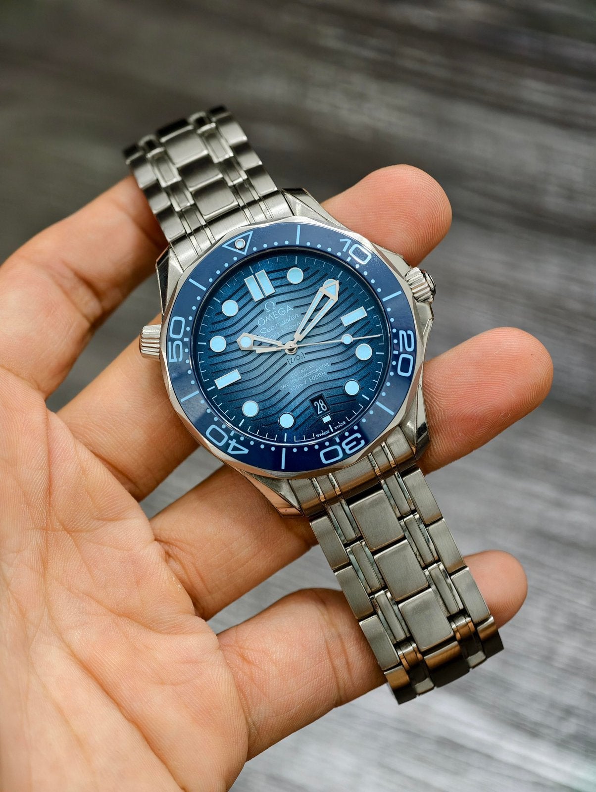 Omega Seamaster driver 300M bleu été, Enlèvement ou Envoi, Neuf, Montre-bracelet, Omega
