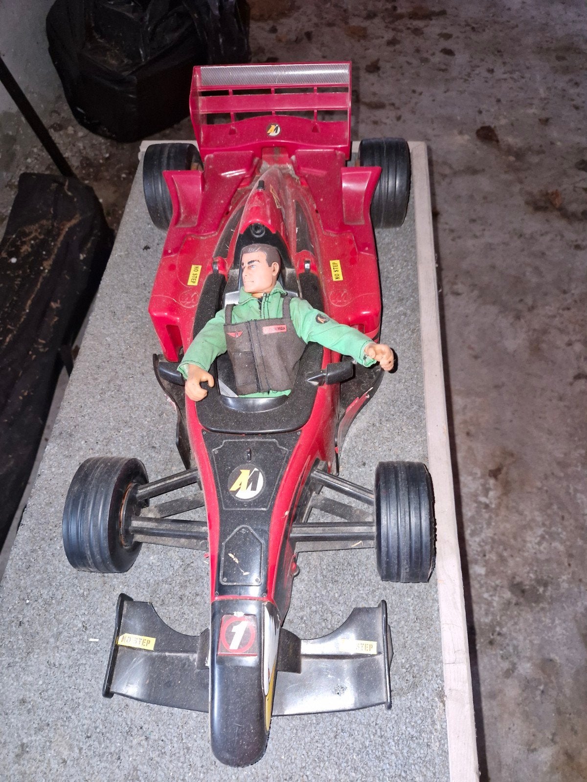 action man met Ferrari wagen, Enlèvement
