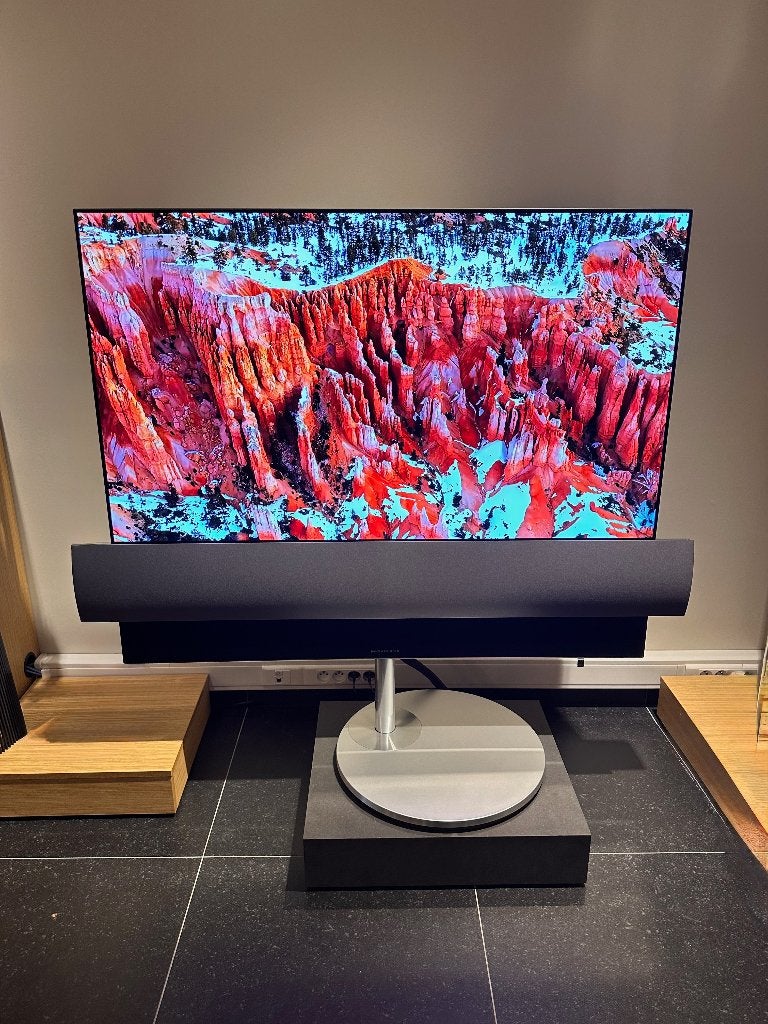 Bang & Olufsen Beovision Eclipse 55 2nd gen OLED 4K UHD B&O, TV, Hi-fi & Vidéo, Info@bang-olufsen.dk, Comme neuf, Enlèvement, Bang & Olufsen Alle 1 / DK-7600 Struer / Denmark