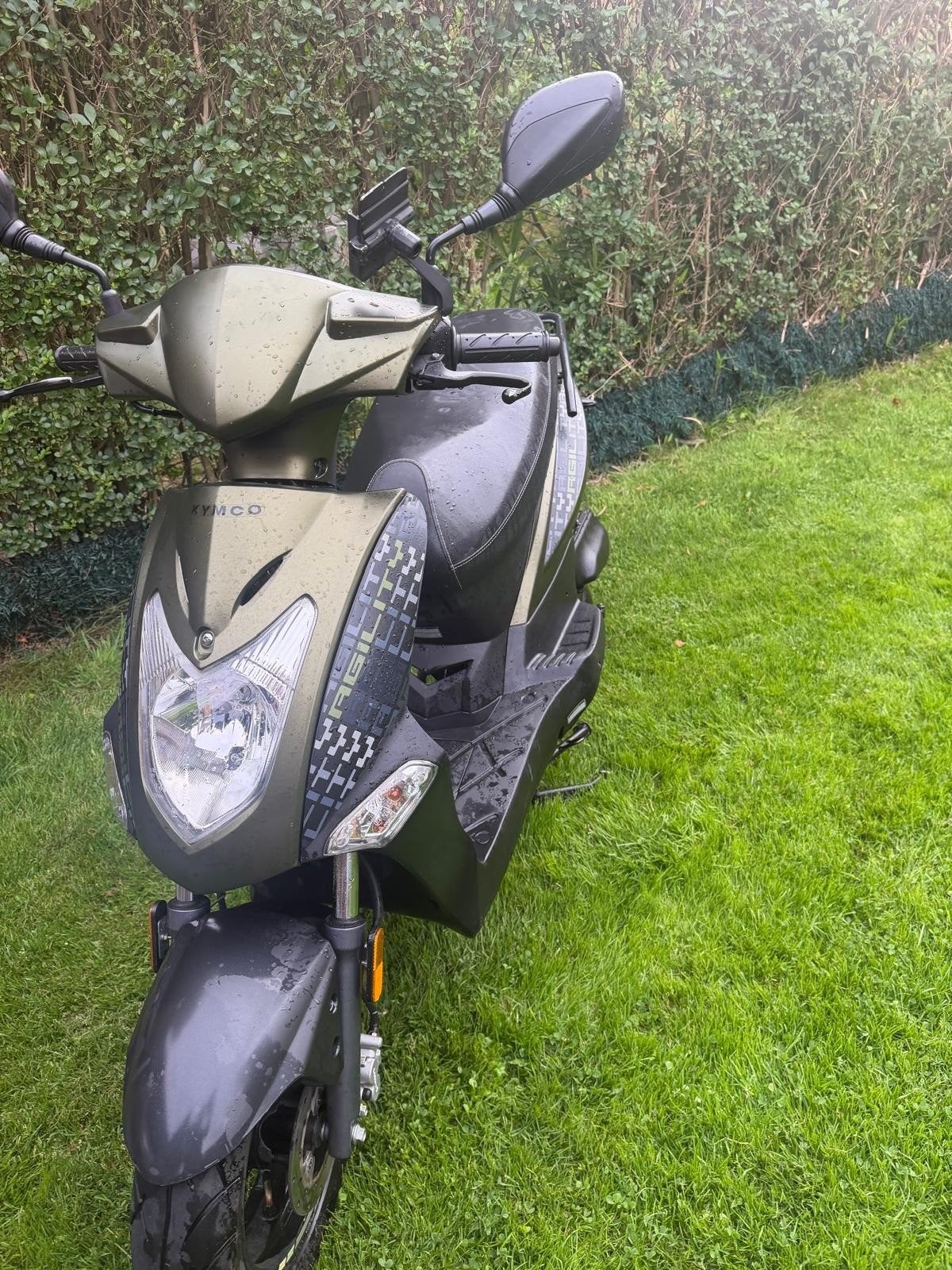 kymco agillity a klasse, Enlèvement, Essence, Agility