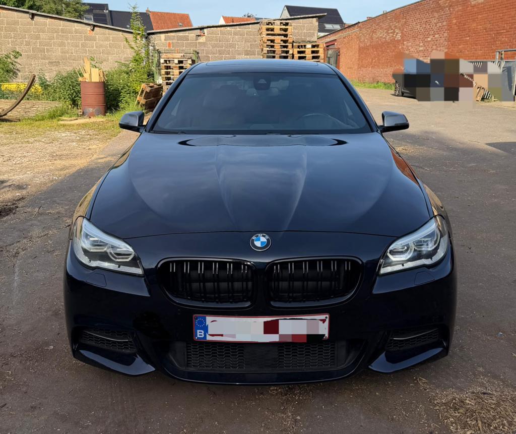 BMW F10 M550D, Auto's, BMW, Automaat, Euro 6, Zwart, Leder