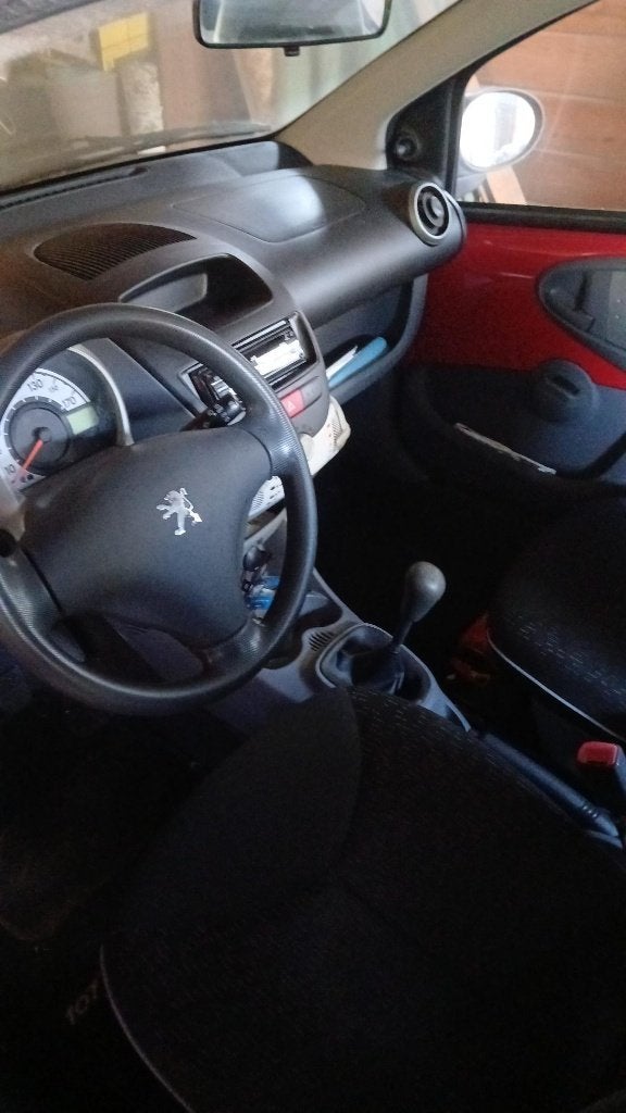 peugeot 107, Autos, Rouge, Achat, 4 portes, Diesel
