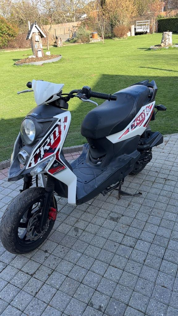 Scooter sym crox 50cc échange contre 25cc, Vélos & Vélomoteurs, Scooters | Peugeot, Enlèvement ou Envoi, Comme neuf