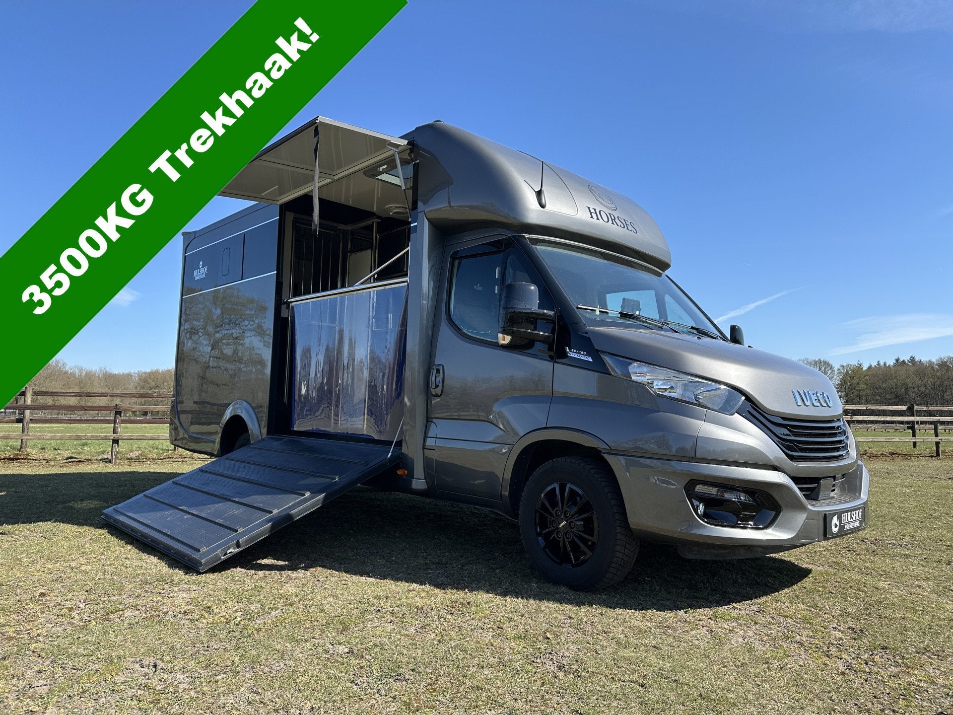 Iveco Daily 2-paards paardenvrachtwagen XXL 3.0l 180PK Autom, Info@hulshof-trading.nl, Utilisé, Harskamperweg 60
3774JR  KOOTWIJKERBROEK, NL