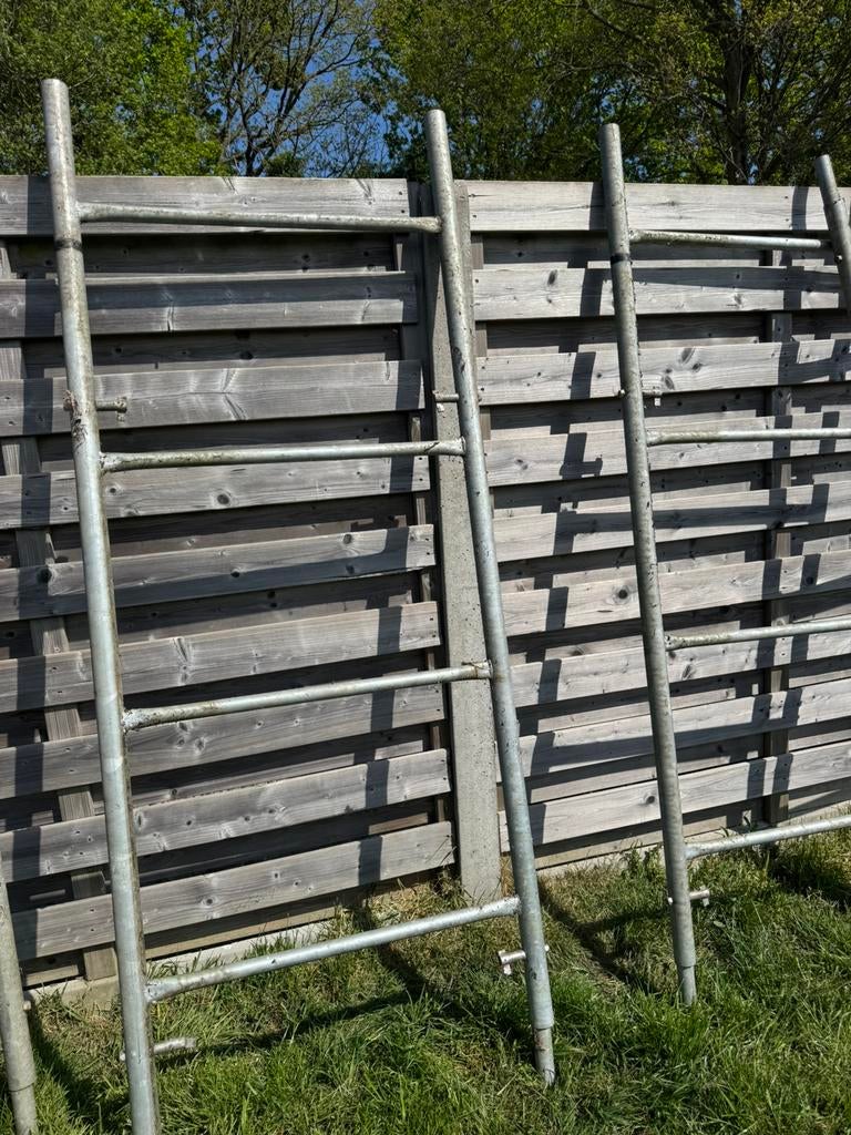 Stelling 4 meter hoog, Ophalen, Gebruikt, Gevelsteiger, 2 tot 5 meter