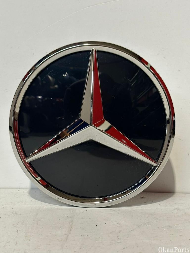 Mercedes A-klasse W177 CLA W118 Facelift Embleem A1778880101, Auto-onderdelen, Gebruikt, Voor, Mercedes-Benz