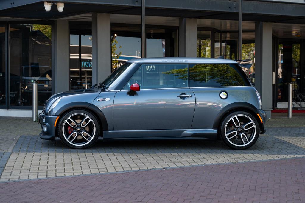 MINI Cooper S John Cooper Works GP (bj 2006), Gebruikt, Zwart, 4 cilinders, 1095 kg