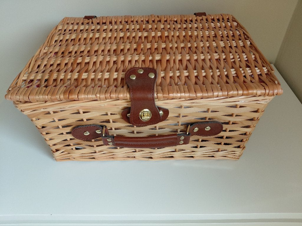 Nieuwe picknickmand voor 4 personen – compleet & ongebruikt, Hobby en Vrije tijd, Picknickmanden, Ophalen, Nieuw