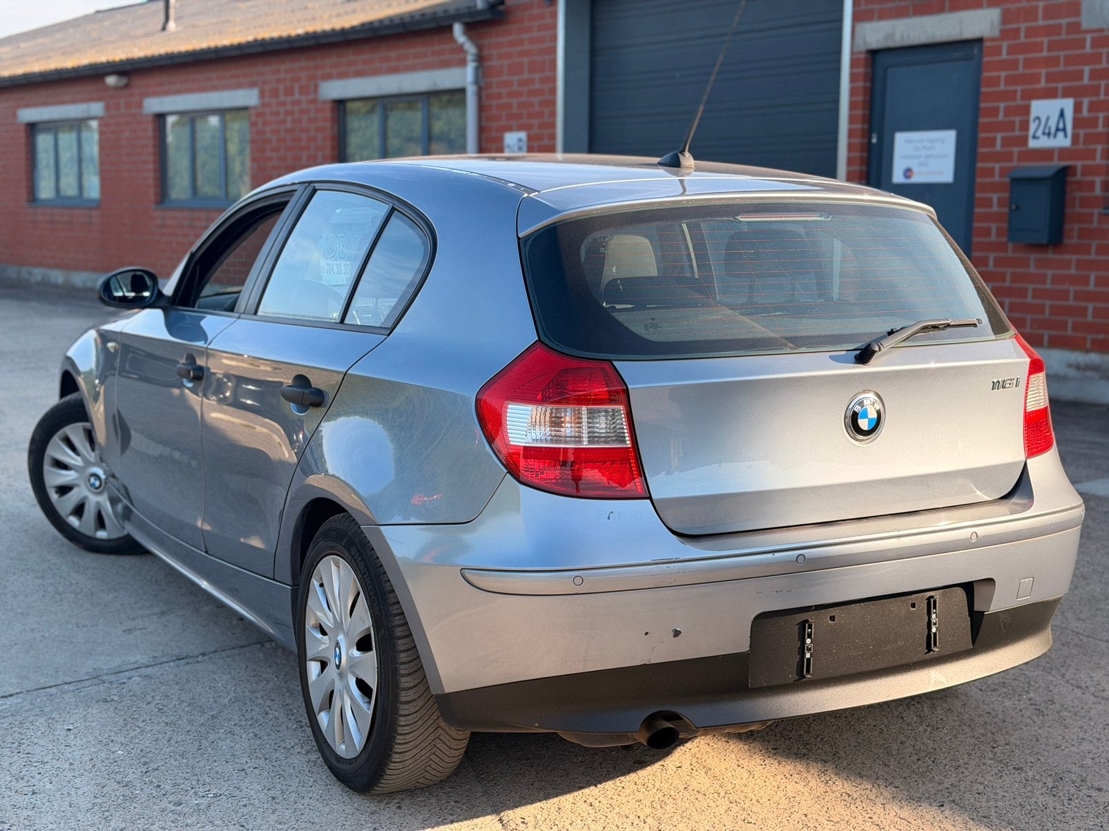 BMW SÉRIE 1 ✅116i GARANTIE DISTRIBUTION CLIMATISATION NEUVE, Autos, BMW, Entreprise, Garantie prolongée, 5 portes, 165 g/km