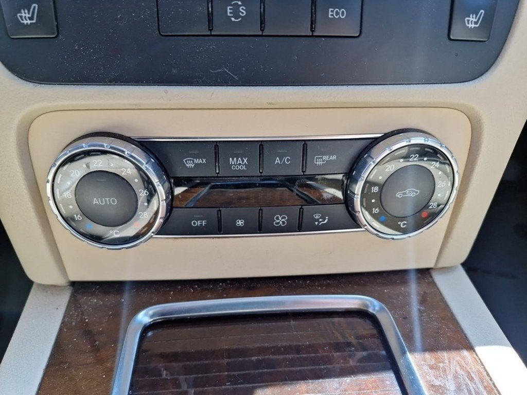 BEDIENINGSPANEEL VERWARMING Mercedes-Benz GLK (204.7/9), Auto-onderdelen, Gebruikt, Mercedes-Benz, Dialog.mb@mercedes-benz.com