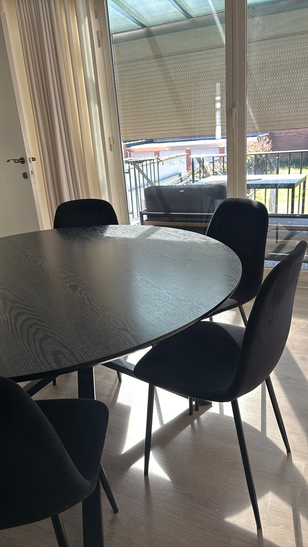 Nieuw zwarte tafel met 6 stoelen  280€, Ophalen, 100 tot 150 cm, Rond, Nieuw