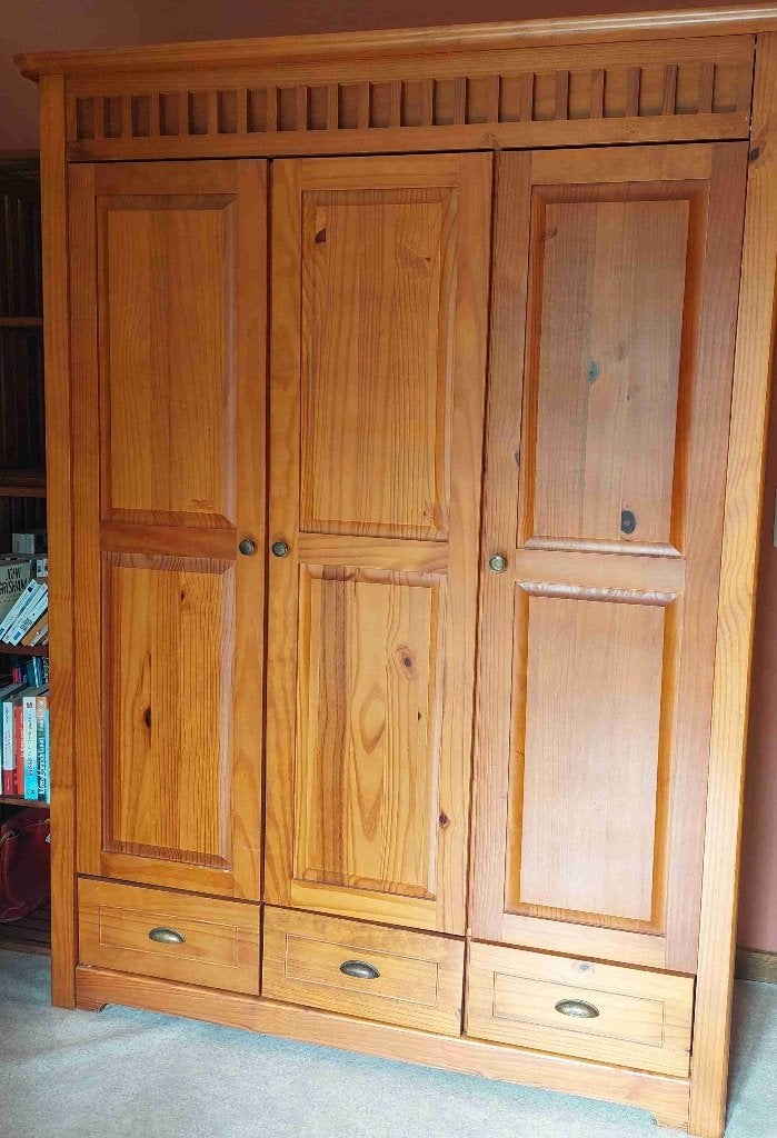 Garde-robes, Maison & Meubles, Bois laqué, Comme neuf, 100 à 150 cm, Avec porte(s)