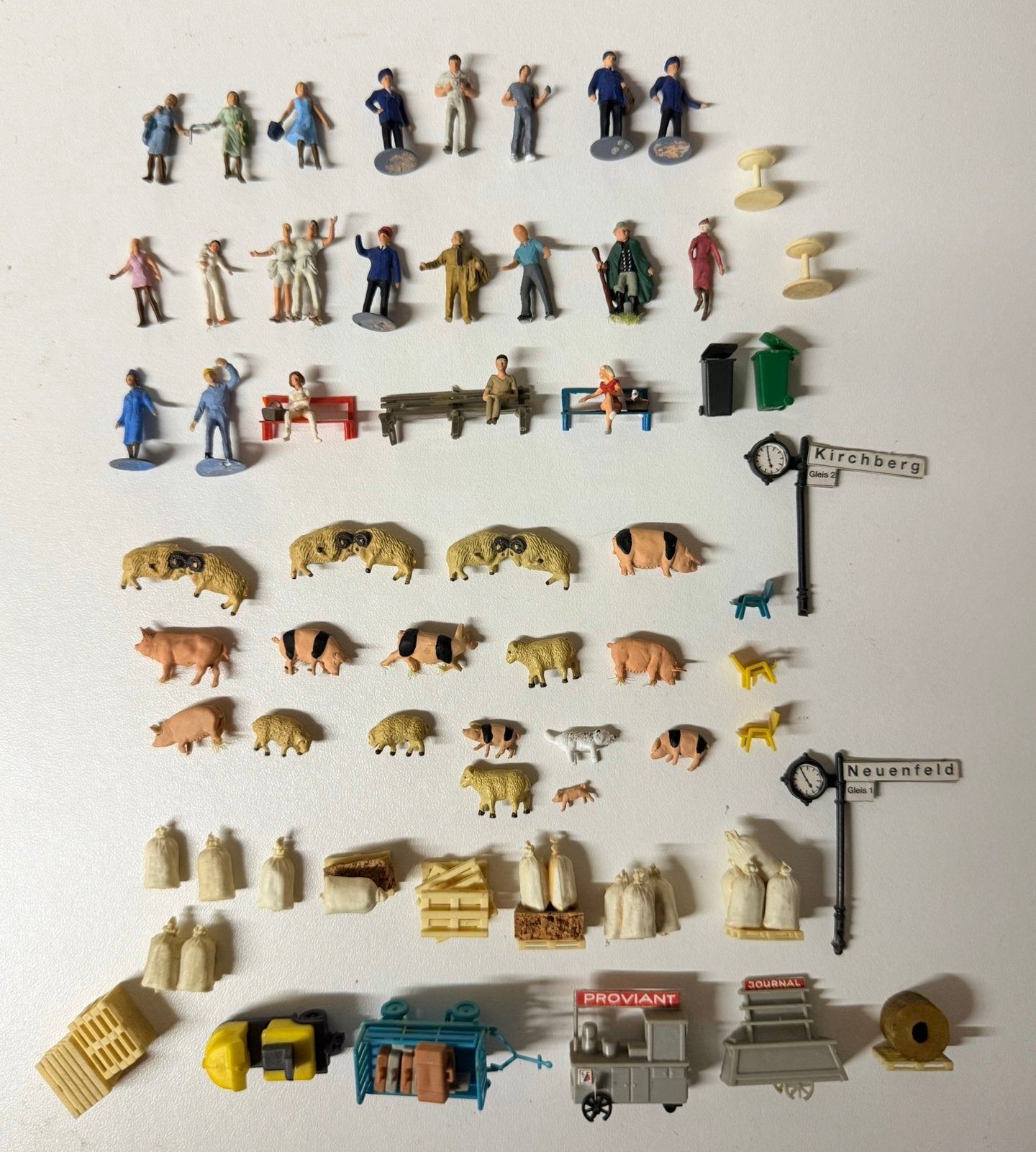 H0 1:87. personnages, animaux, gare et décors, Enlèvement ou Envoi, Utilisé, Nature, Autres marques