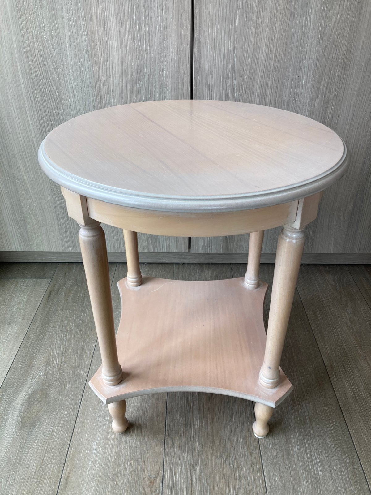 Grenen bijzettafeltje white wash diameter 50 cm, Ophalen, Gebruikt