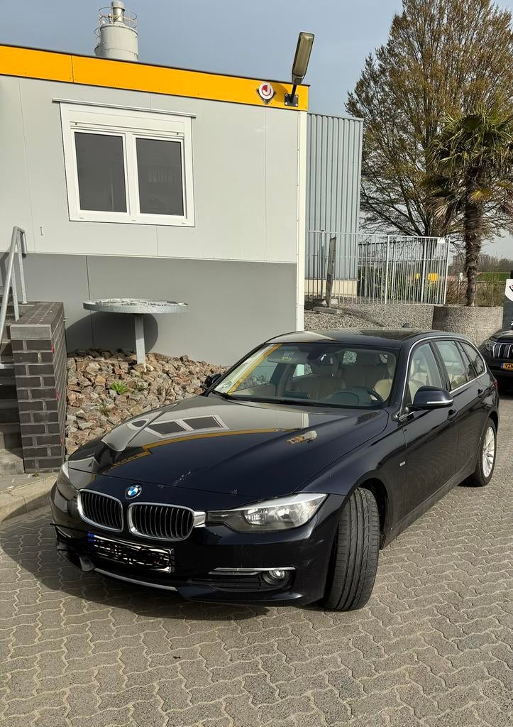 BMW 316d 2013 euro5b, Auto's, BMW, Blauw, Leder, Overige kleuren, 5 deurs
