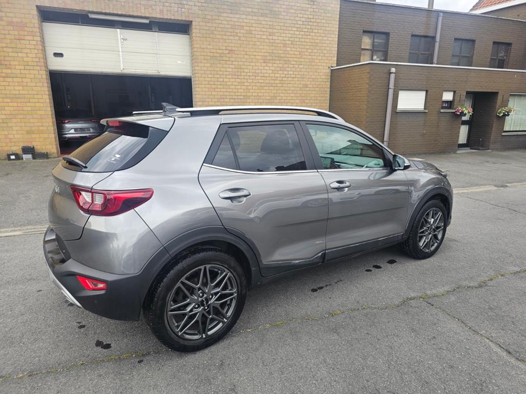Boîte automatique à essence Kia Stonic, Autos, Argent ou Gris, Achat, Euro 6, Entreprise
