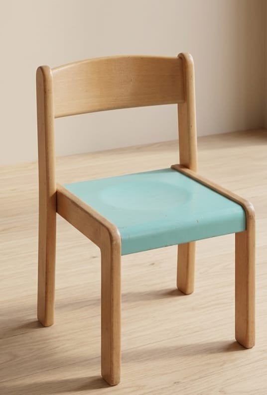 Vintage houten stoeltje met turquoise zitting, Ophalen