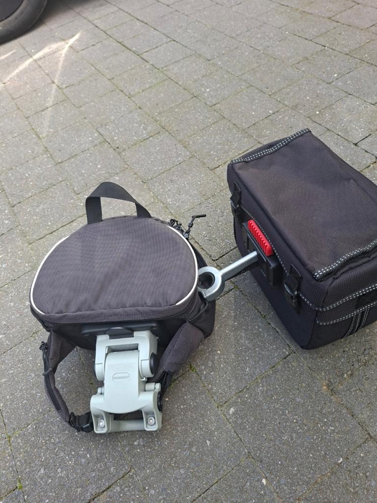 Fiets stuurtas, Ophalen
