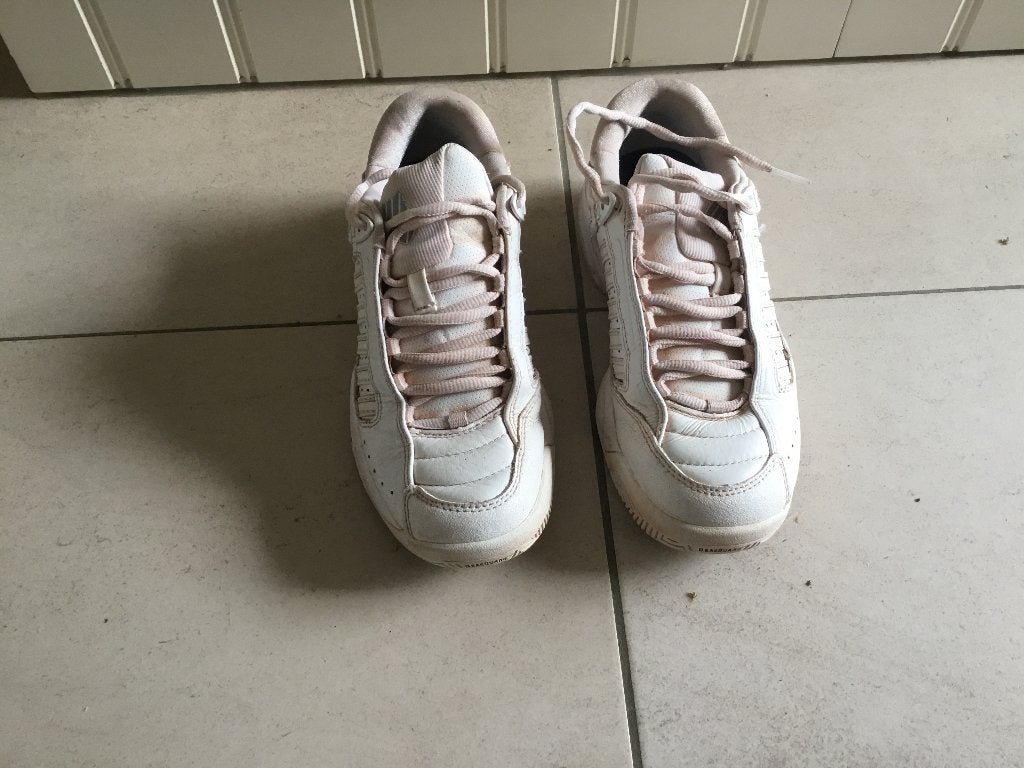 Tennis schoenen K Swiss maat 38, Sport en Fitness, Ophalen, Gebruikt, Schoenen, K-Swiss