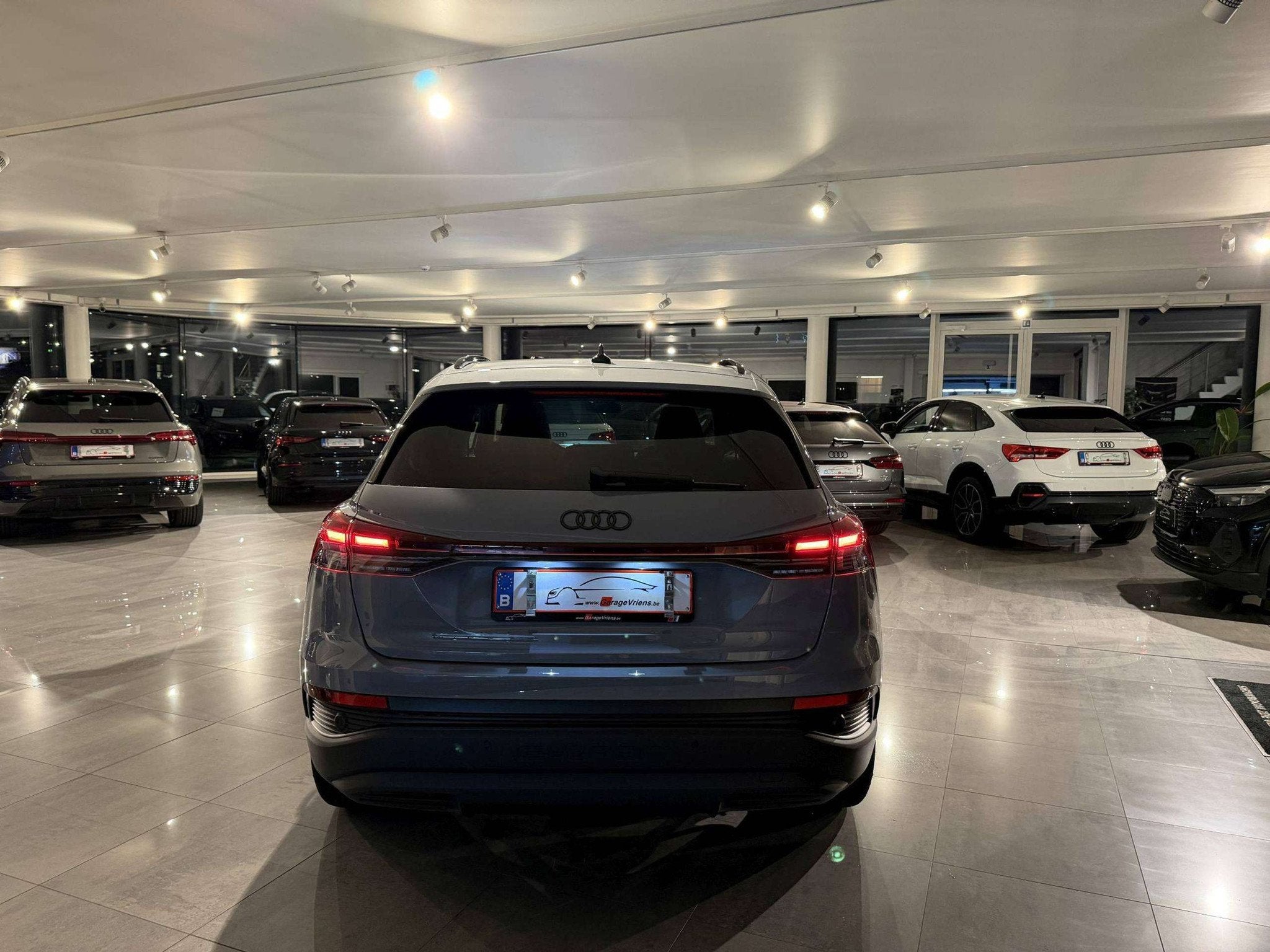 Audi Q4 e-tron S-LINE * FULL BLACK * EDITION BLACK * LEDER *, Automaat, Achterwielaandrijving, Gebruikt, Zwart