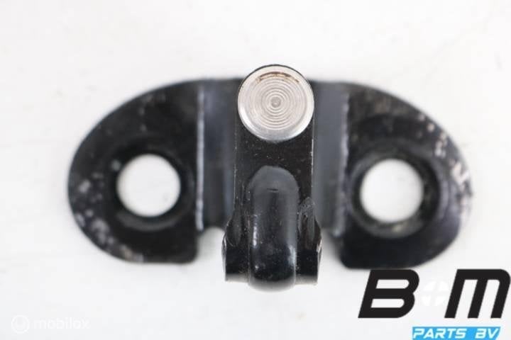Slotplaat onder achterdeur VW Caddy 2K 2K0827512, Utilisé