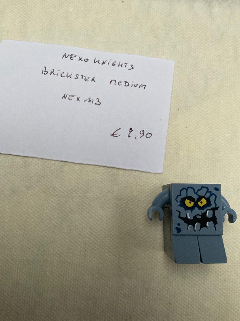 Minifig Nexo Knights Nex113 Brickster Medium, Enlèvement ou Envoi, Comme neuf, Ensemble complet