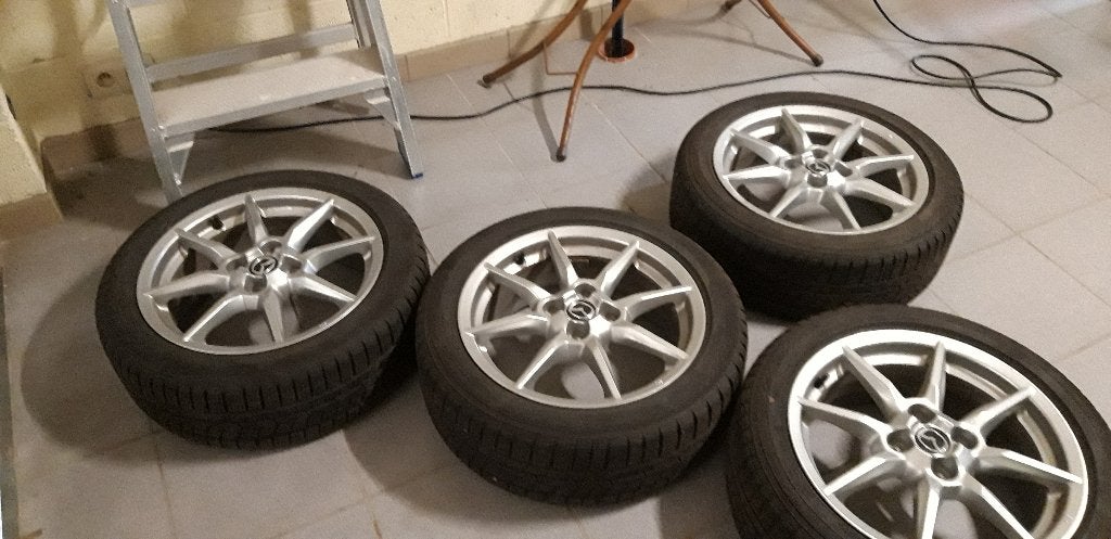 4 jantes origine mazda MX-5 avec pneus hiver, Auto-onderdelen, Gebruikt, 16 inch, Banden en Velgen, Winterbanden