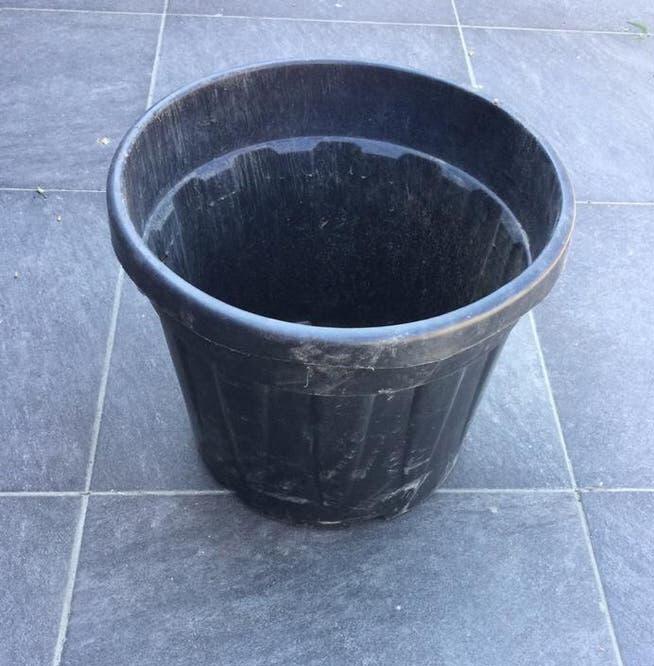 Grote plastieken bloempot - Diameter 45 cm H 37 cm, Tuin en Terras, Ophalen, Zo goed als nieuw