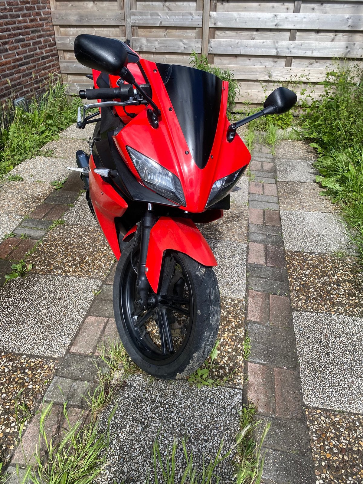 Yamaha yzfr125