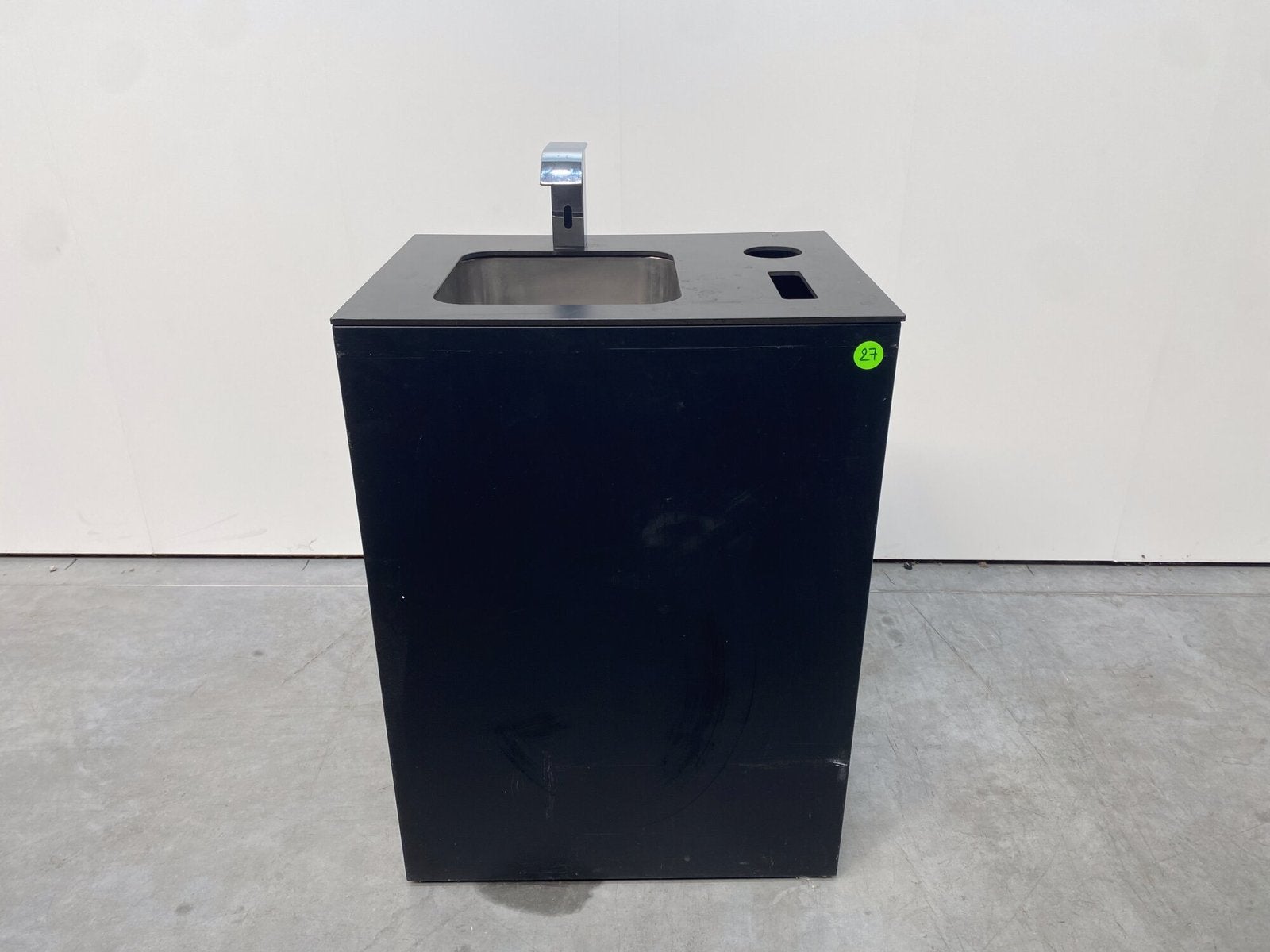 Mobiele spoeltafel, Ophalen, Zo goed als nieuw, Wastafel