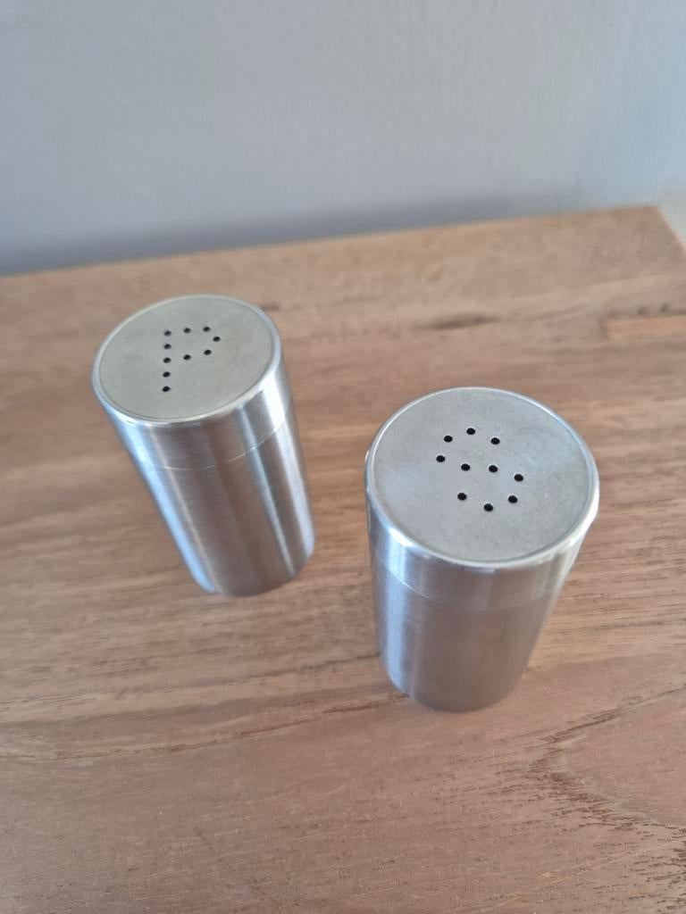 Peper-  en zoutvat, Ophalen