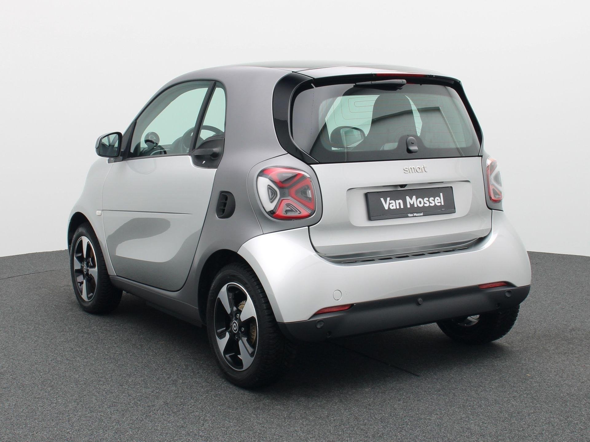 Smart Fortwo Coupé EQ Comfort (automatique), Argent ou Gris, Achat, Euro 6, Entreprise