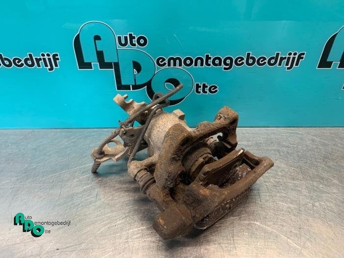 Etrier de frein (pince) arrière droit d'un Volkswagen Caddy, Volkswagen, -, 3 mois de garantie, Utilisé