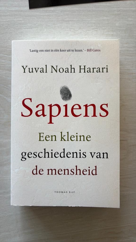 Sapiens - Yuval Noah Harari, Ophalen of Verzenden, Zo goed als nieuw