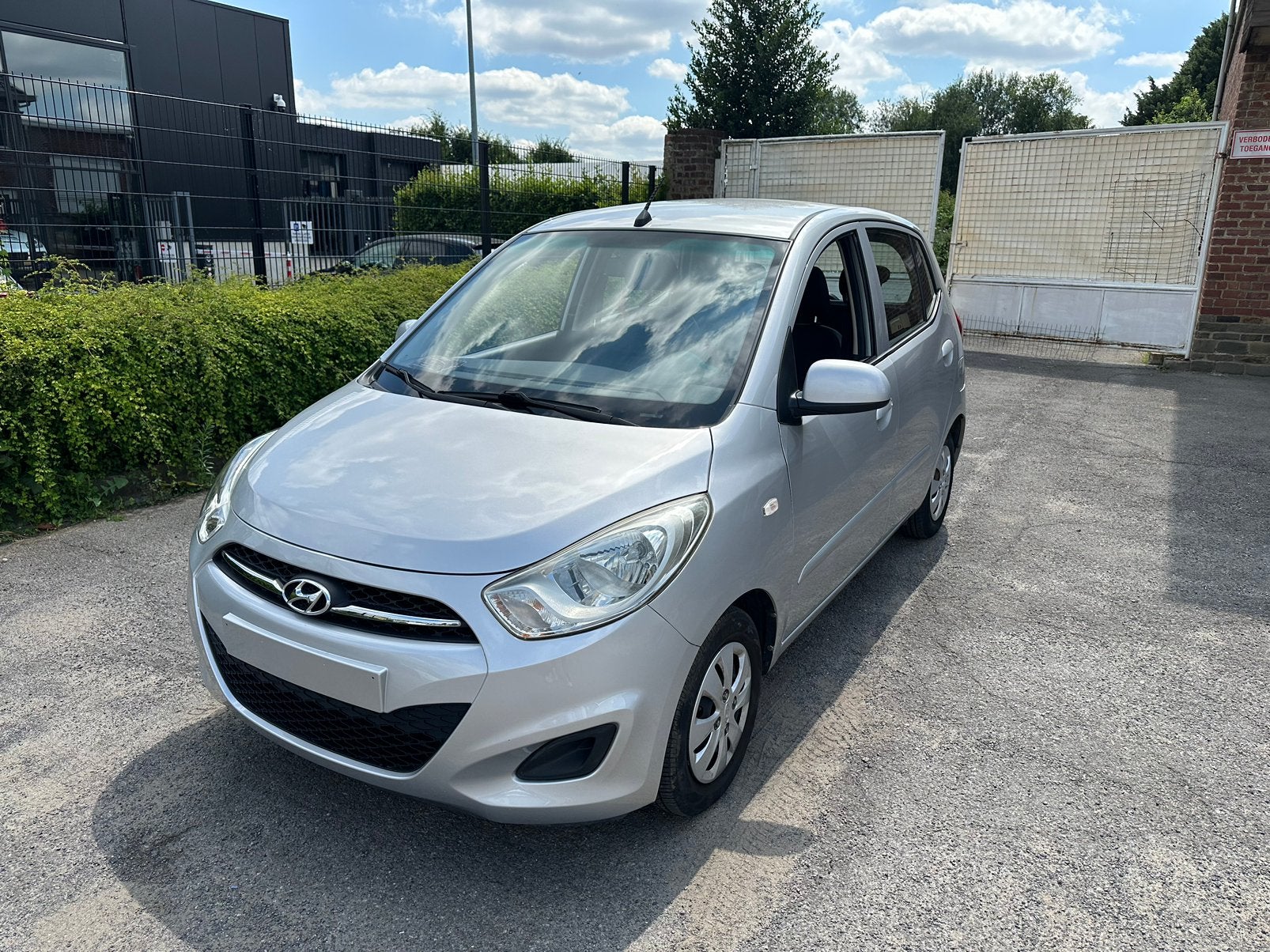 HYUNDAI I10 • 40.000KM • CARNET D’ENTRETIEN COMPLET •, Autos, Hyundai, Achat, 998 cm³, Entreprise, Boîte manuelle