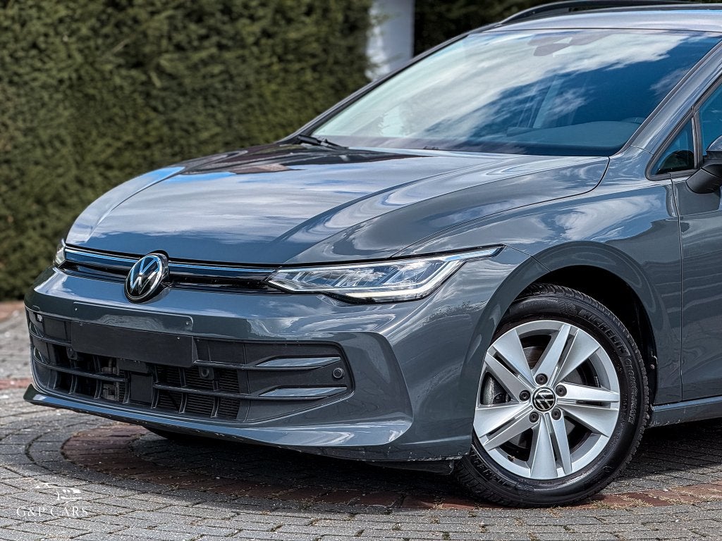 Volkswagen Golf VIII/1.5 eTSI Hybrid/2025/LED/ACC/Carplay/, Stof, 1498 cc, 4 cilinders, https://public.car-pass.be/vhr/8f1c988a-ae32-4a54-8f69-37d1d9c4e19f