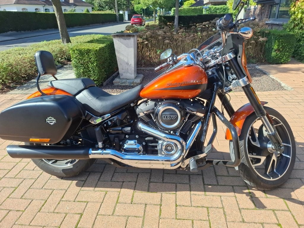 Sport-Glide FLSB Harley Davidson, 1745 cm³, Occasion, Chopper, ABS