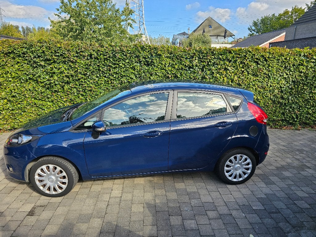 Ford Fiesta 1400 benzine Hatch-back, Auto's, Euro 5, Stof, 4 cilinders, Blauw