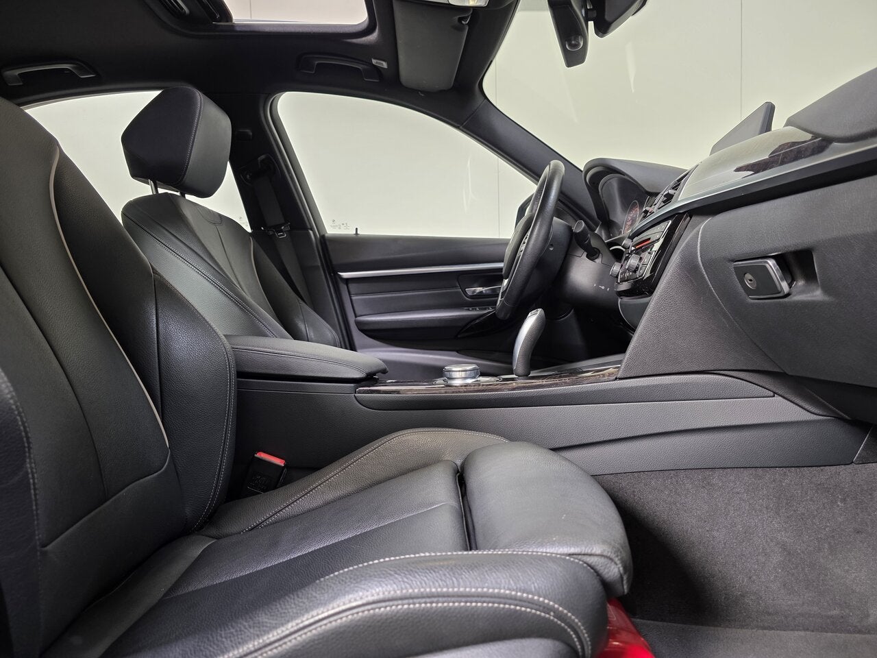 BMW 330 e iPerformance Hybrid Autom. - GPS - Topstaat!, 0 min, 186 kW, Zilver of Grijs, 3 Reeks