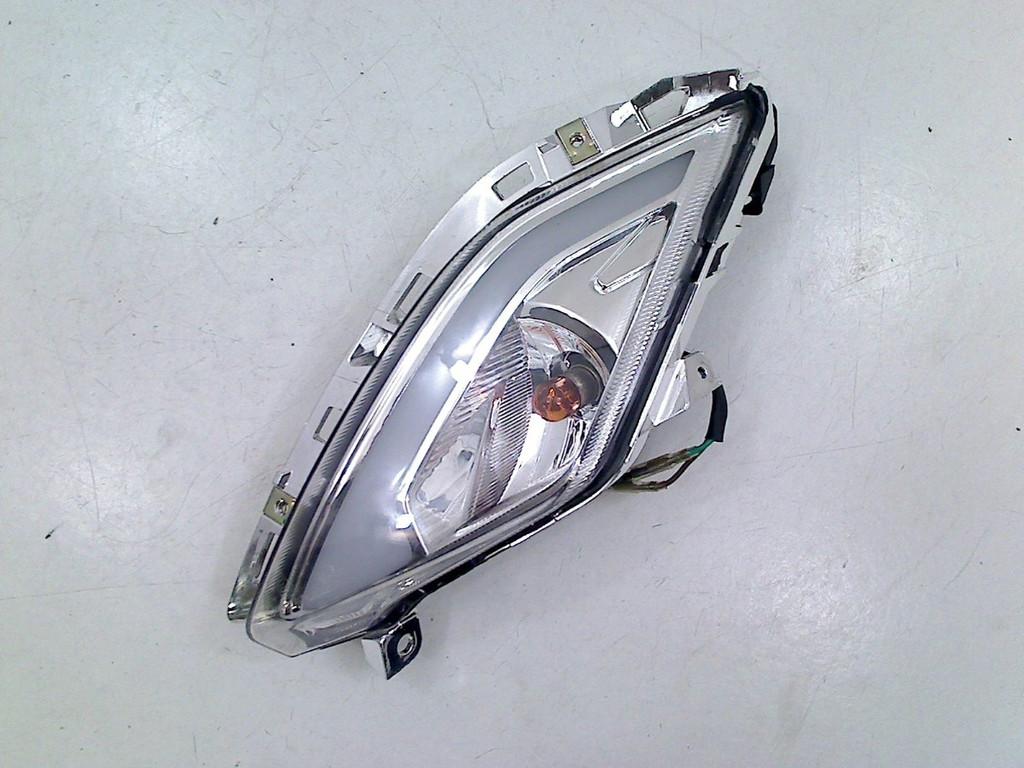 CLIGNOTANT AVANT GAUCHE Symphony ST 50 4T 2021-2024 (E5), P.J. Troelstraweg 8 8
3144 CX  MAASSLUIS, NL, Info@cama-motorparts.nl