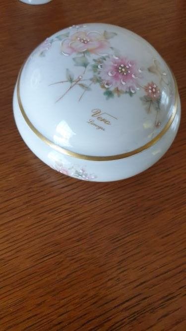 BONBONNIERE “LIMOGES”, Ophalen of Verzenden