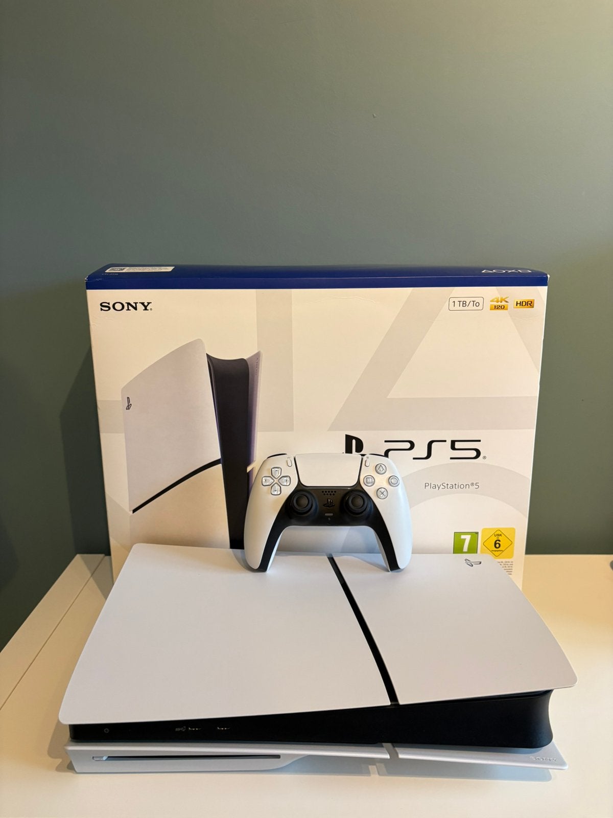 Playstation 5 te koop in topstaat, Games en Spelcomputers, Ophalen, Zo goed als nieuw, Playstation 5