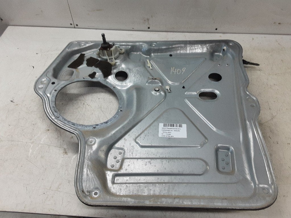 VITRE MECANISME AVANT DROIT Transporter T5 (7E0837730C), Volkswagen, Mevr. I. Hauben, Utilisé, Rue de l'Espoir 34 34
4030  GRIVEGNÉE, BE
