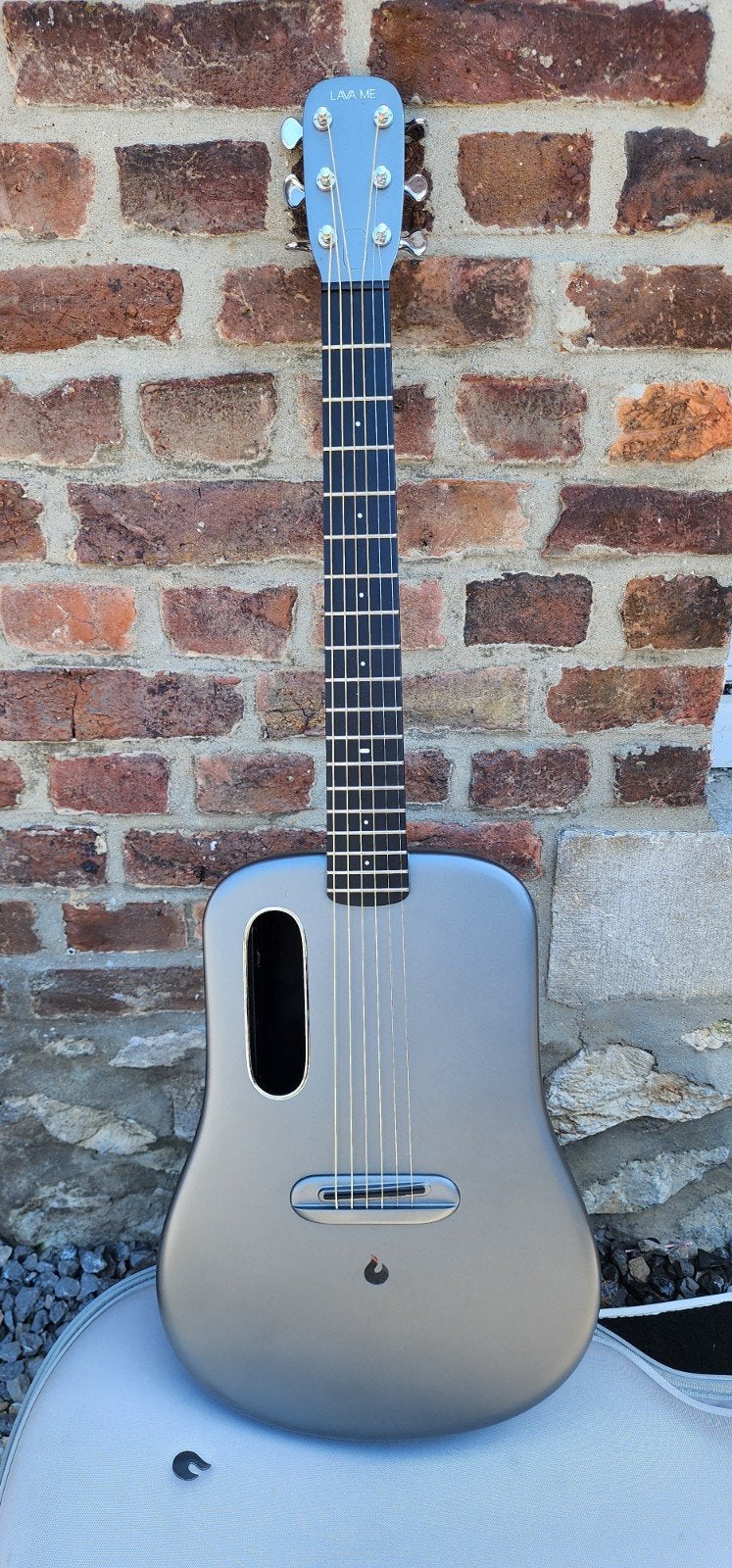 Lava me 4, Musique & Instruments, Instruments à corde | Guitares | Acoustiques, Enlèvement, Comme neuf, Guitare classique ou espagnole